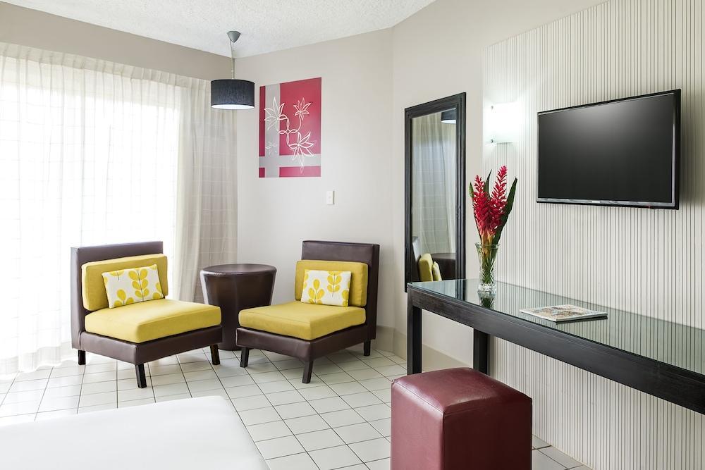 Mercure Nadi Buitenkant foto